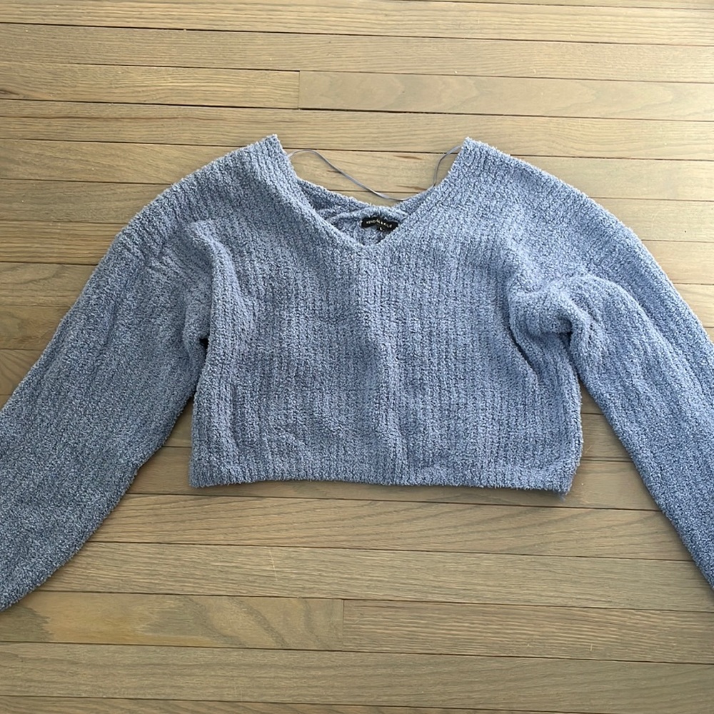 Large Fluffy Kendall & Kylie Blue Crop Sweater